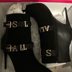 Shoe Dazzle Black Heeled Boots with Gold Accents